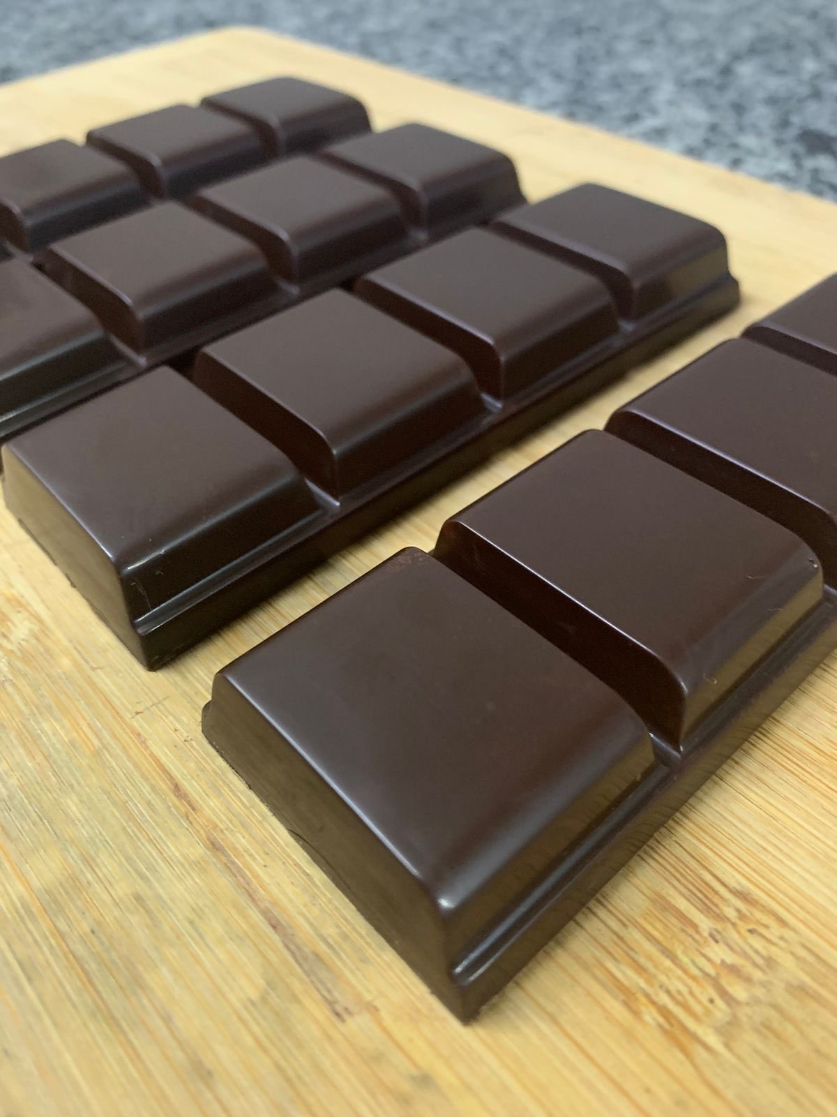 Barres Beeghee au chocolat noir 80 g